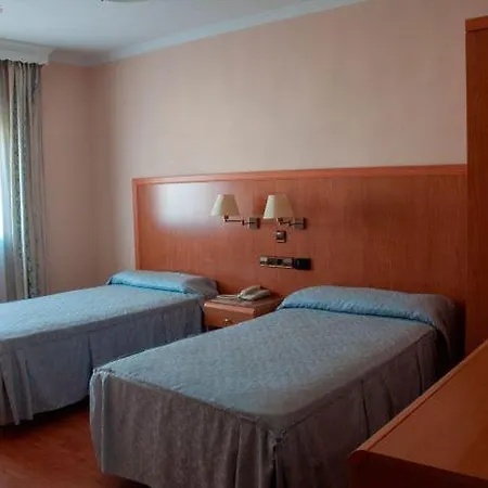 Hotel Lindaraja 2*